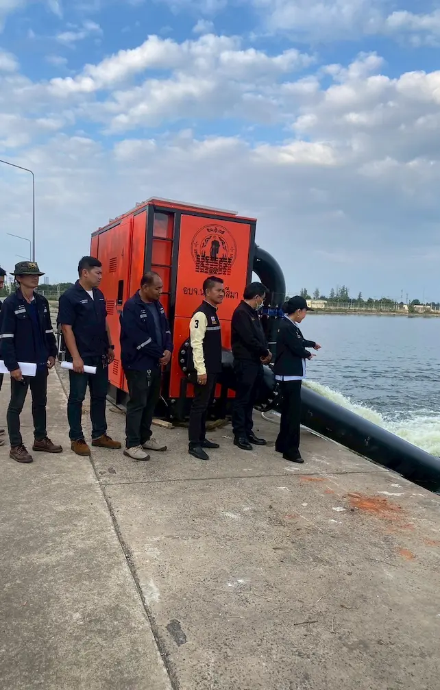 ส่งมอบงานปั้ม 4 ชุด