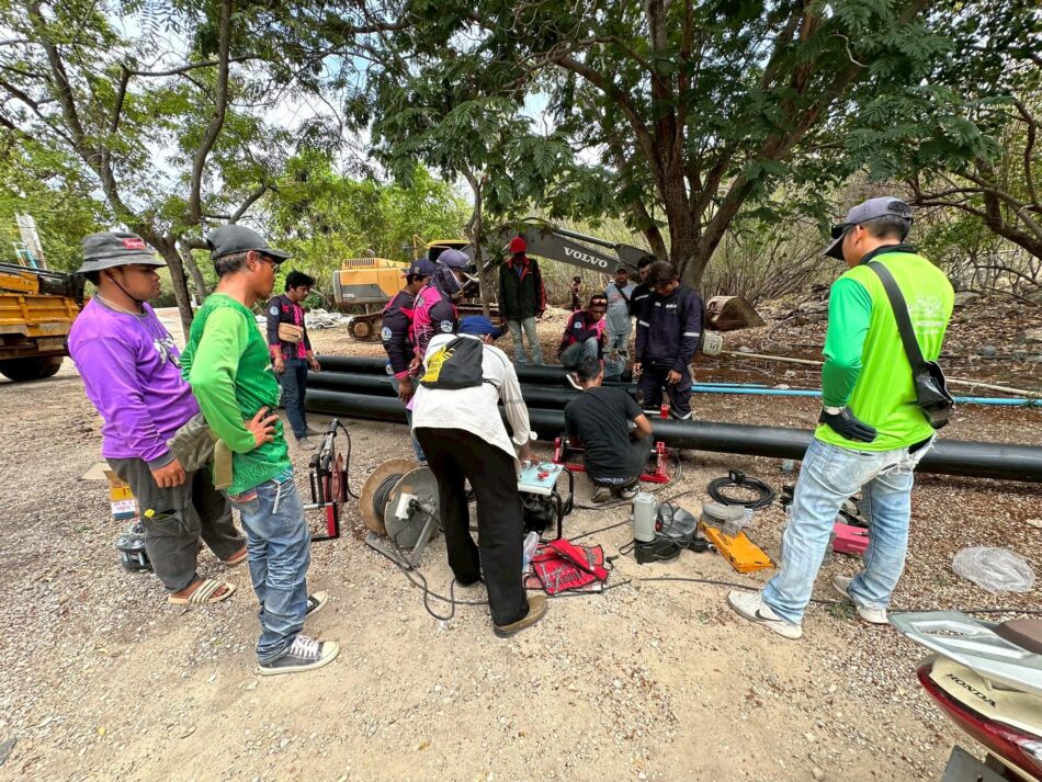 งานจัดส่งท่อ HDPE และอุปกรณ์ประกอบ เพื่อระบายน้ำไปยังระบบบำบัดน้ำเสีย บริเวณ เกาะล้าน เมืองพัทยา